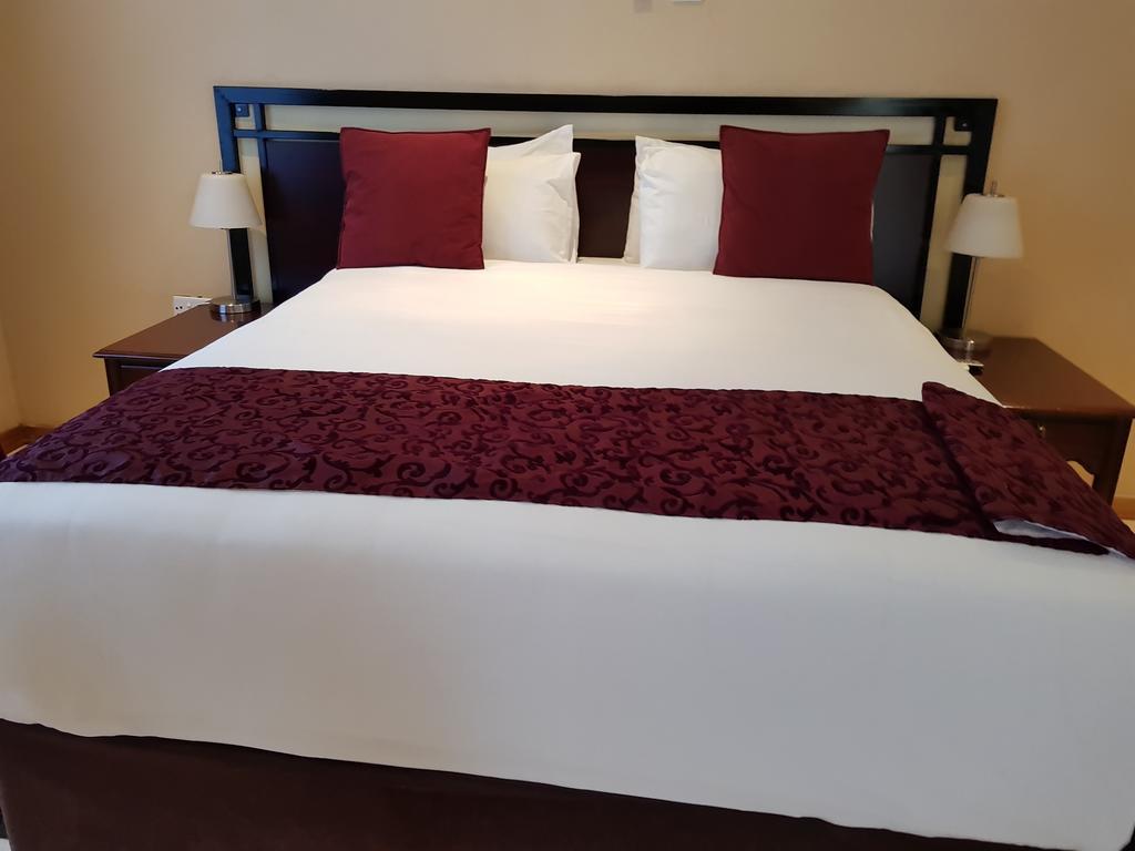 Batho Pele Lodge Gaborone Exteriör bild